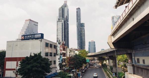 曼谷写字楼需求在连续七个季度增长后下降